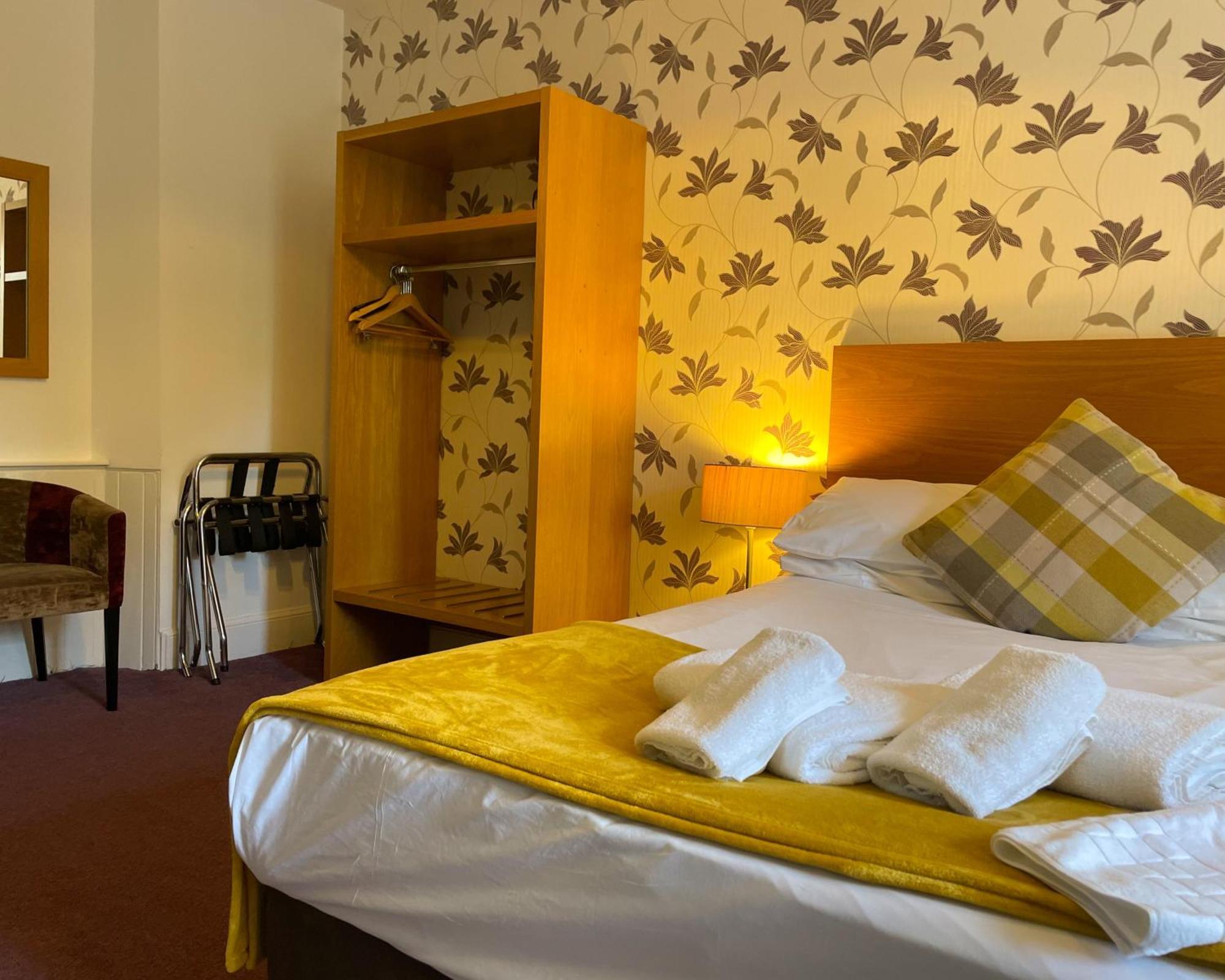 The Speyside Hotel And Restaurant Grantown-on-Spey Eksteriør billede