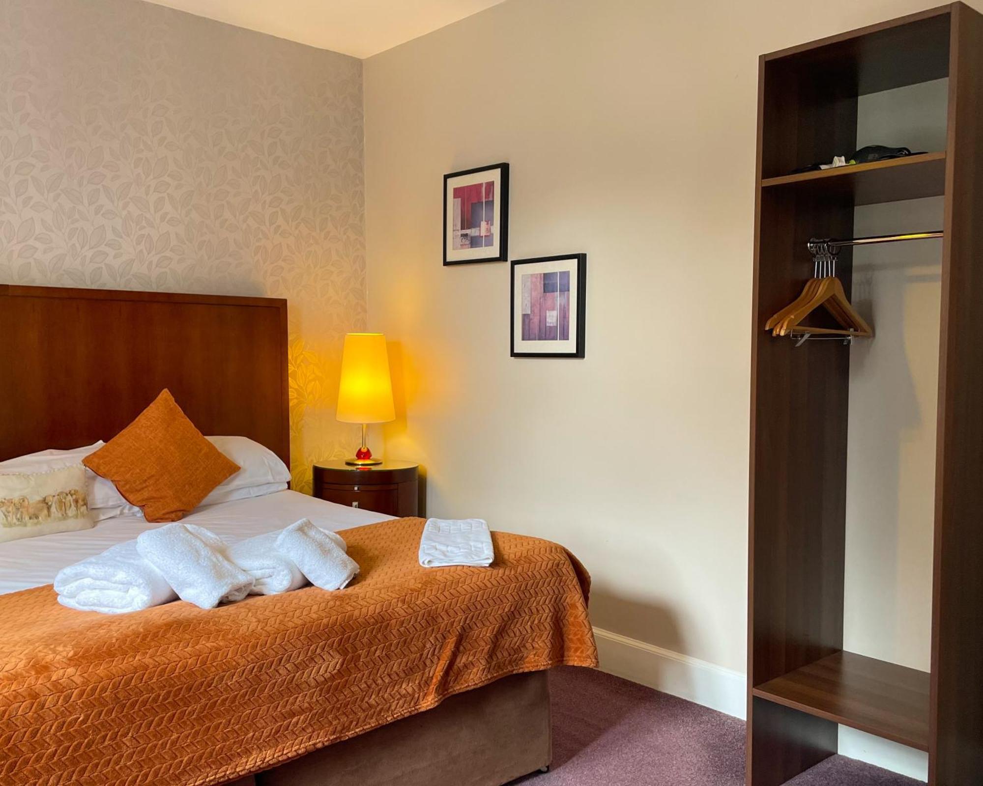 The Speyside Hotel And Restaurant Grantown-on-Spey Eksteriør billede